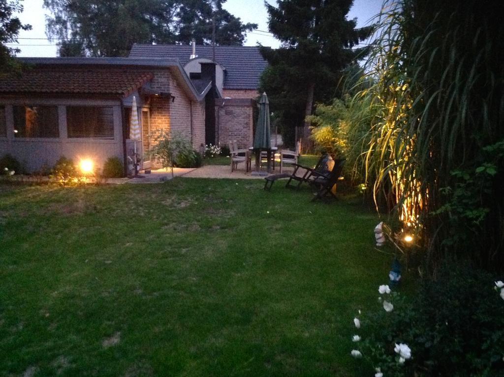 Holiday Home Harmony Brecht Esterno foto