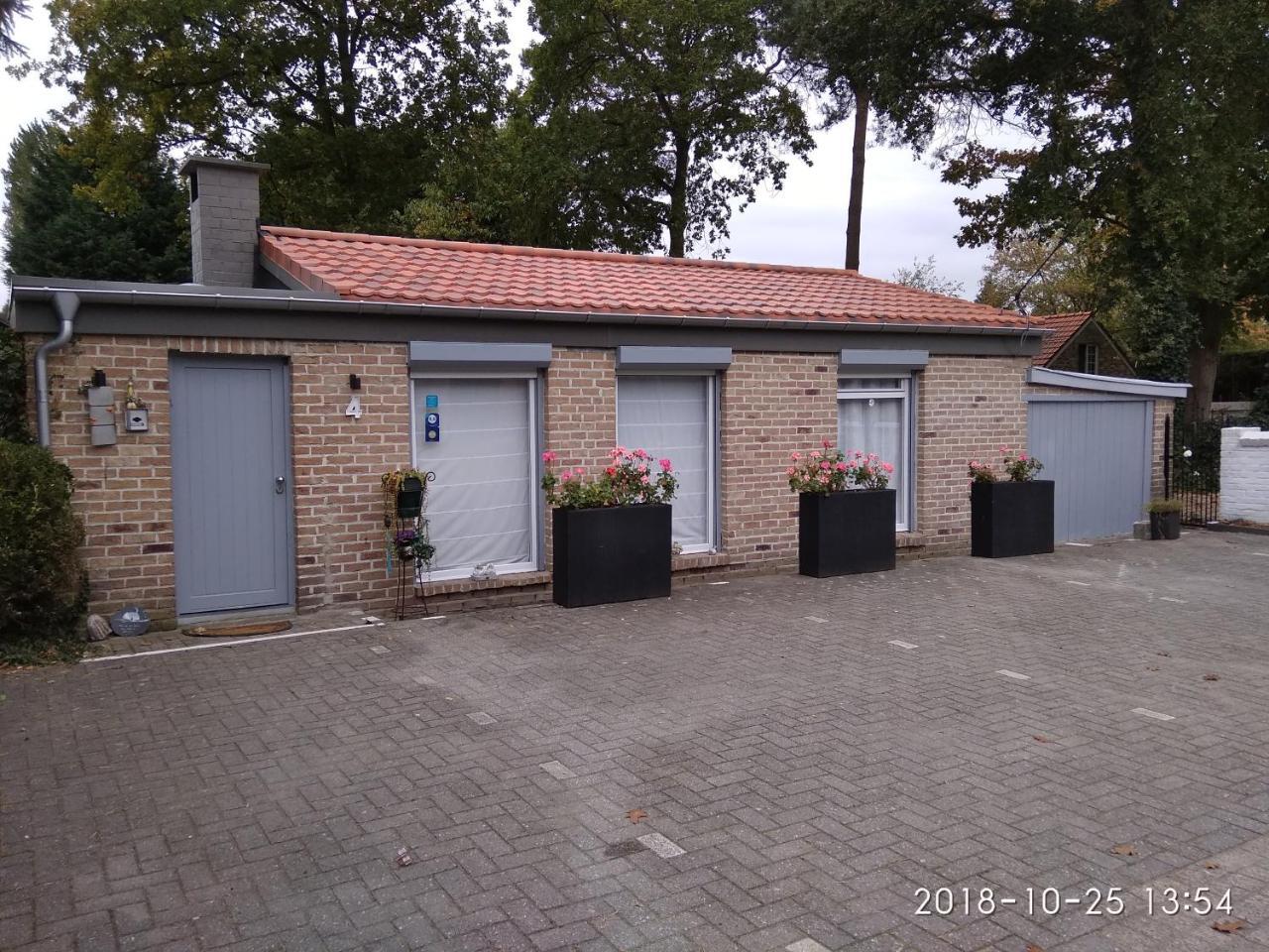 Holiday Home Harmony Brecht Esterno foto